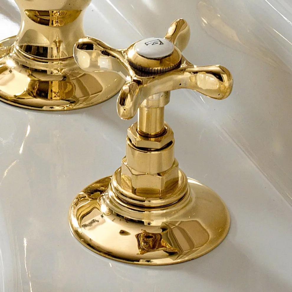 3-Loch-Waschtischbatterie mit klassischem handgefertigtem Messingablauf - Fioretta