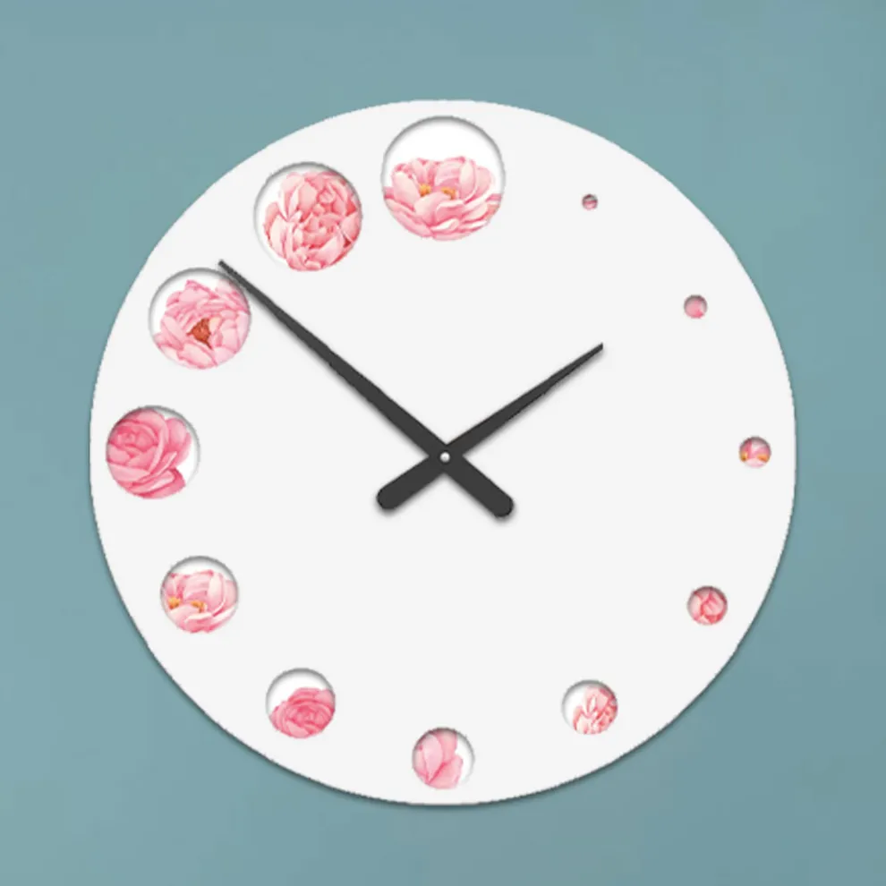 Holzuhr mit Kamelienblütendruck, hergestellt in Italien – Indien