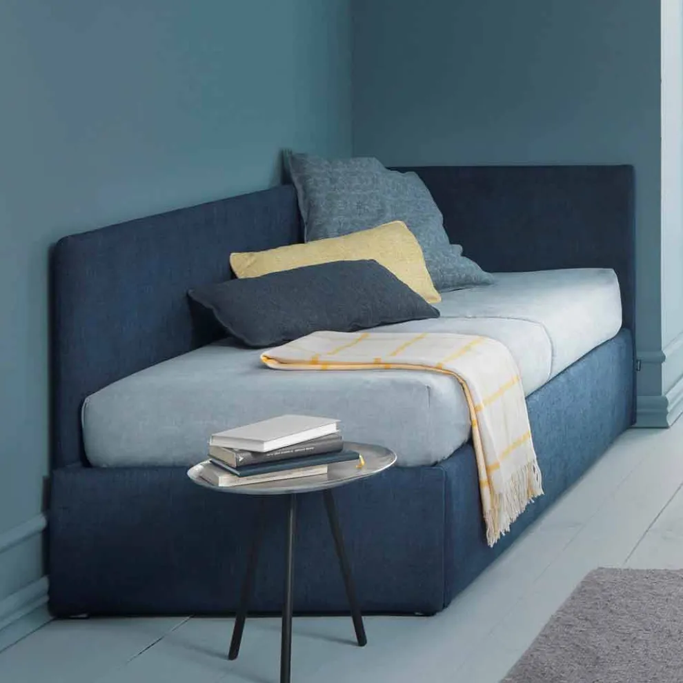 Einzelbett, mit Eckkopfteil und Seitenwand Linie 4 Bozen