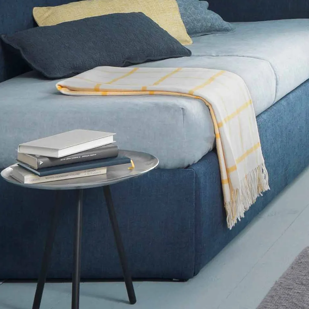 Einzelbett, mit Eckkopfteil und Seitenwand Linie 4 Bozen