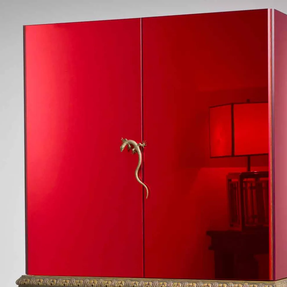 Möbel mit geschnitzte Basis aus Holz,luxury Design, made in Italy, Sam