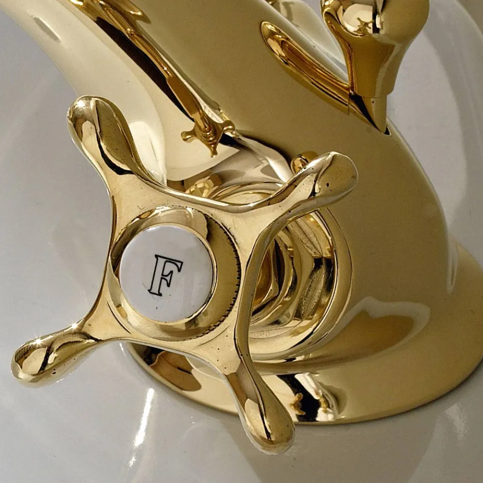 Messing-Einloch-Wasserhahn für Bidet Klassische Schmetterlingsgriffe - Fioretta