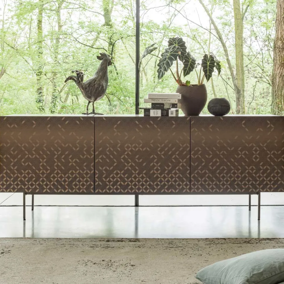 Metallic-Moka-lackiertes Wohnzimmer-Sideboard mit 3D-Dekoration, hergestellt in Italien – Ahorn