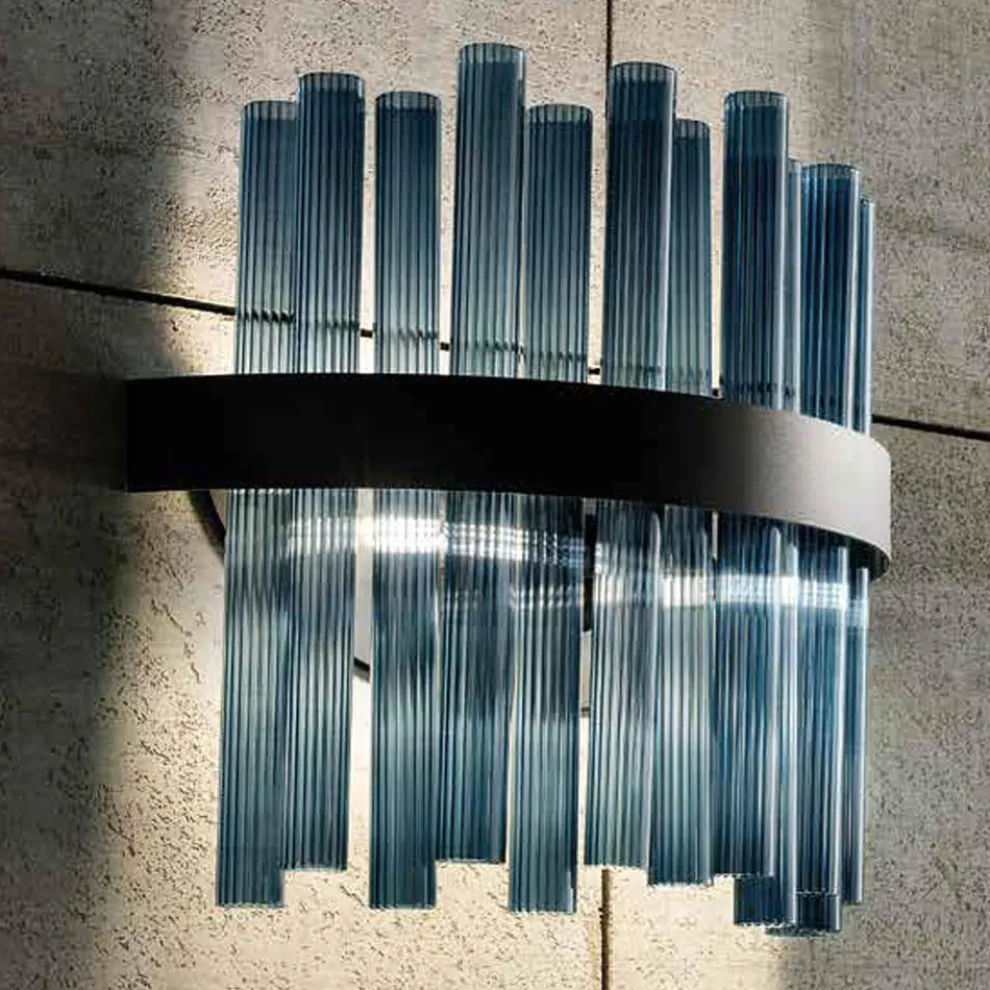 Moderne italienische Luxus-Wandlampe aus mundgeblasenem Glas - Maesta