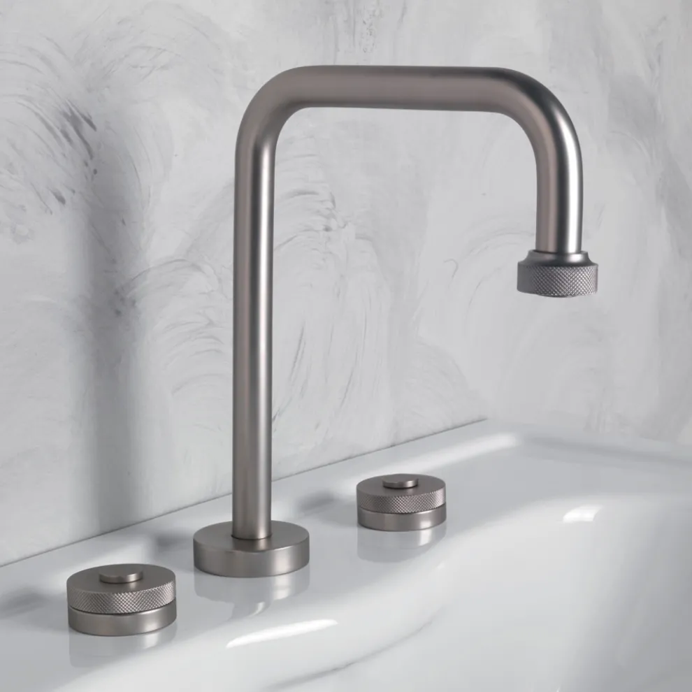 Moderne 3-Loch-Waschtischarmatur mit Ablaufgarnitur, hergestellt in Italien – Quito