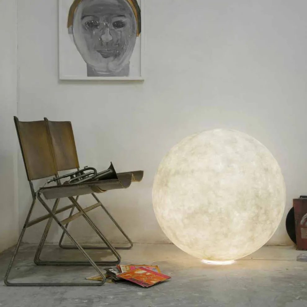 Moderne sphärische Tischleuchte In-es.artdesign Floor Moon-Nebel