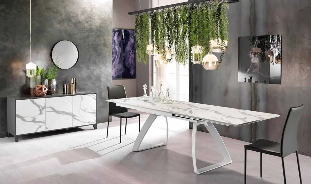 Moderner ausziehbarer Tisch bis 270 cm mit Metallbeinen Villongo