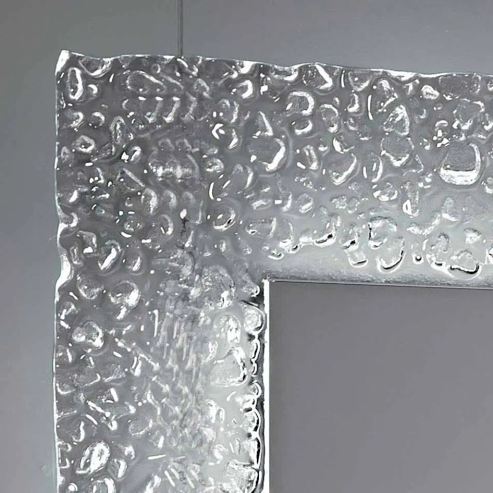 Moderner Badezimmerspiegel mit Glasrahmendekoration und LED-Tara-Lichtern