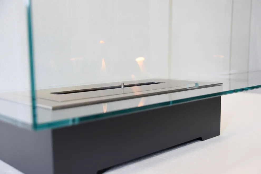 Moderner Designboden Bio-Kamin aus Glas und Stahl oder Corten - Bradley