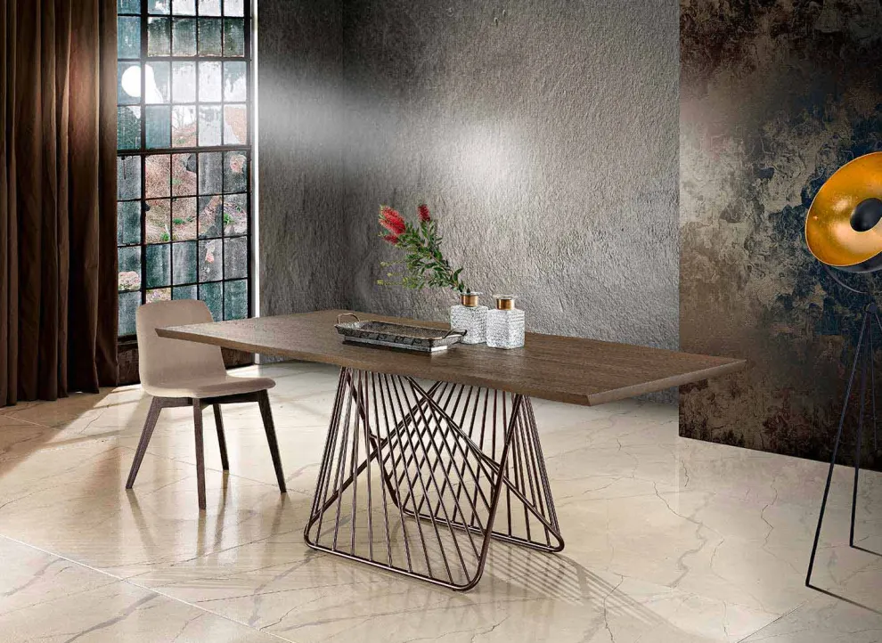 Moderner Esstisch aus Furnierholz made in Italy, Mitia