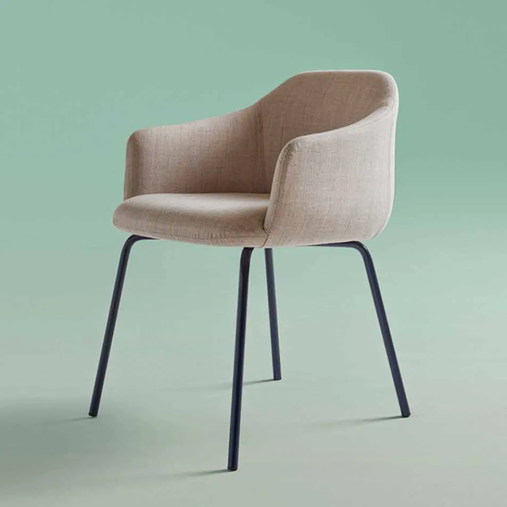 Moderner Esszimmerstuhl mit farbenfrohem Design, hergestellt in Italien – Cloe