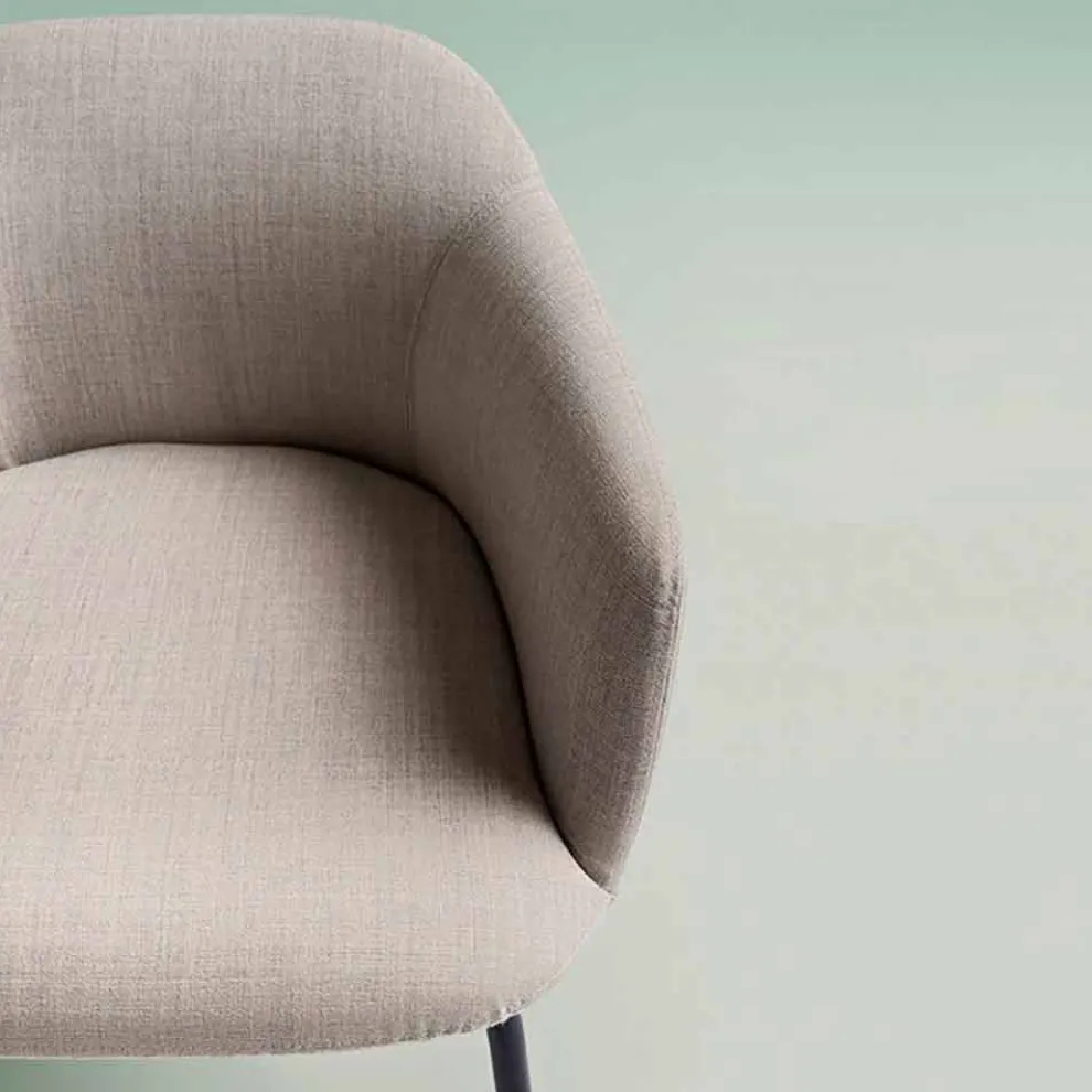 Moderner Esszimmerstuhl mit farbenfrohem Design, hergestellt in Italien – Cloe