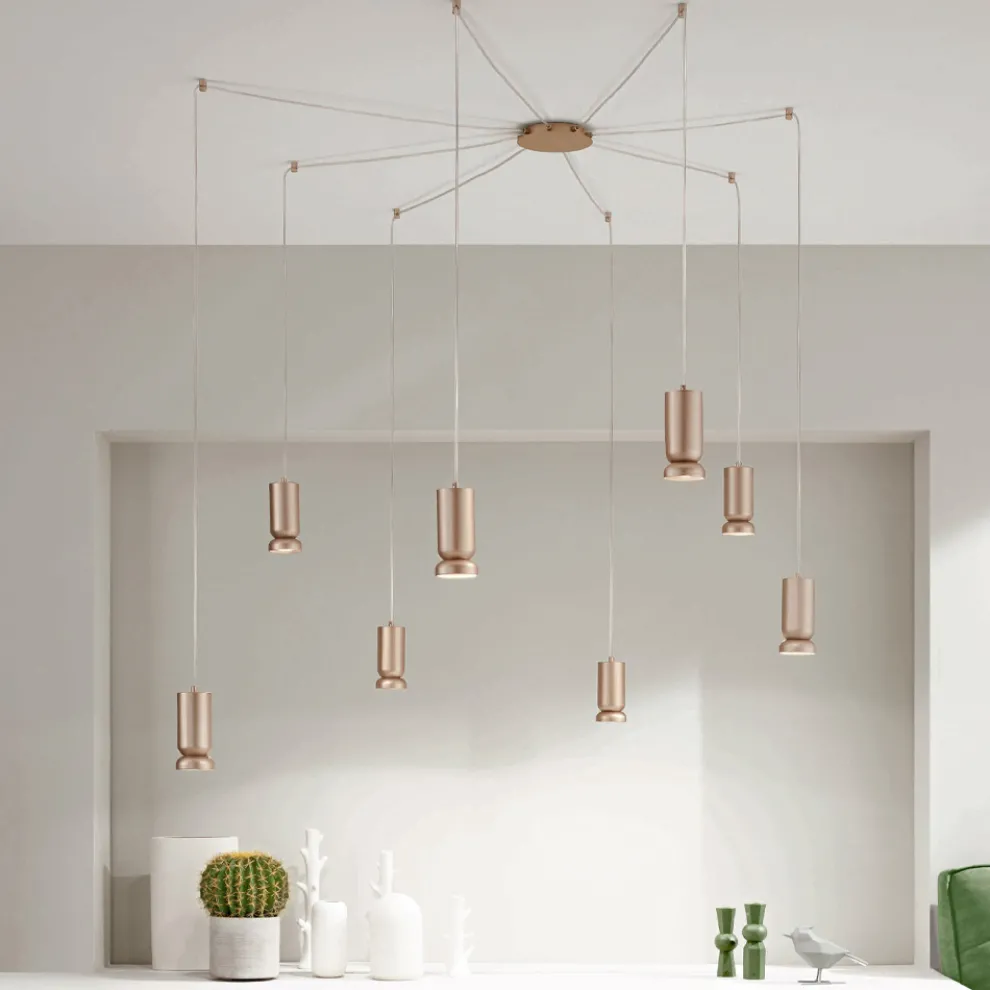 Moderner Kronleuchter aus pulverbeschichtetem Aluminium und verstellbarem Kabel – Buxus