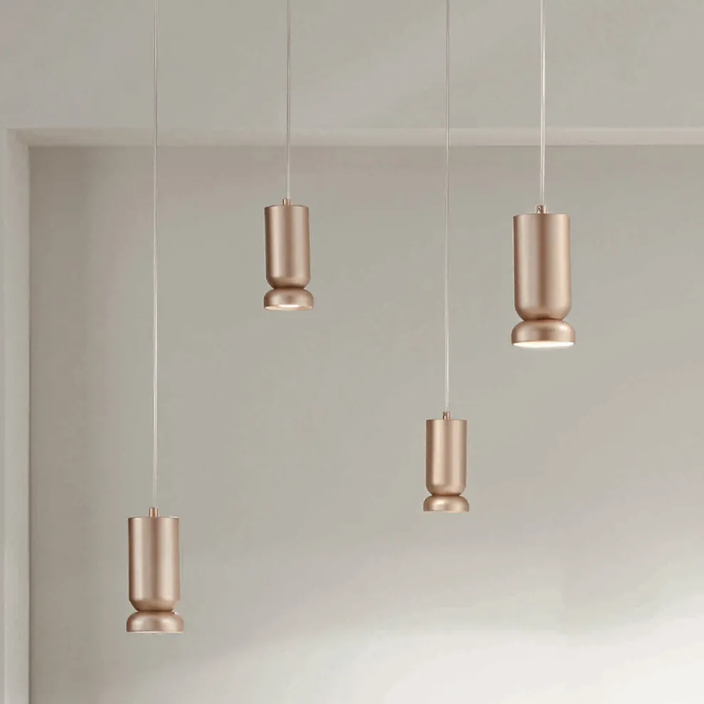 Moderner Kronleuchter aus pulverbeschichtetem Aluminium und verstellbarem Kabel – Buxus