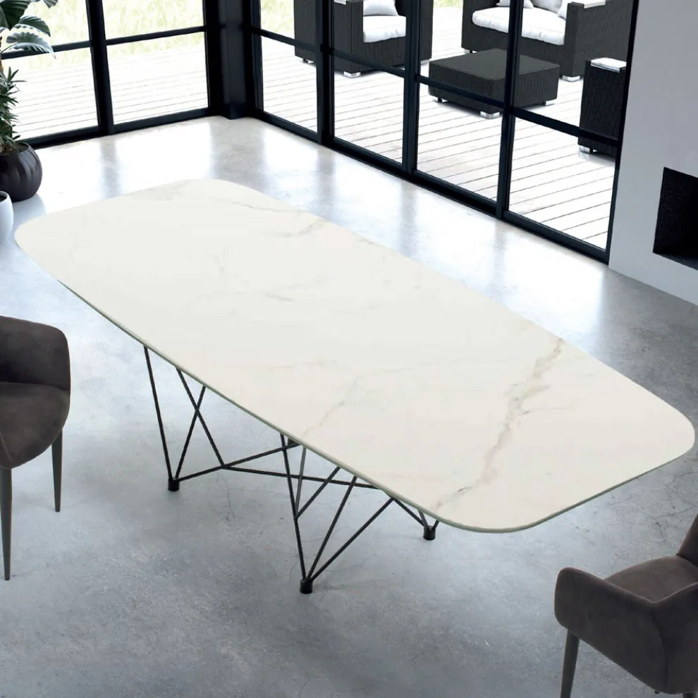 Moderner tonnenförmiger Tisch aus Keramik und Stahl, hergestellt in Italien – Ezzellino