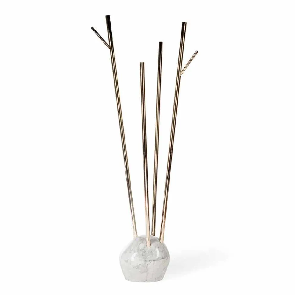 Modernes Design Kleiderständer Zak, mit Marmorsockel, made in Italy