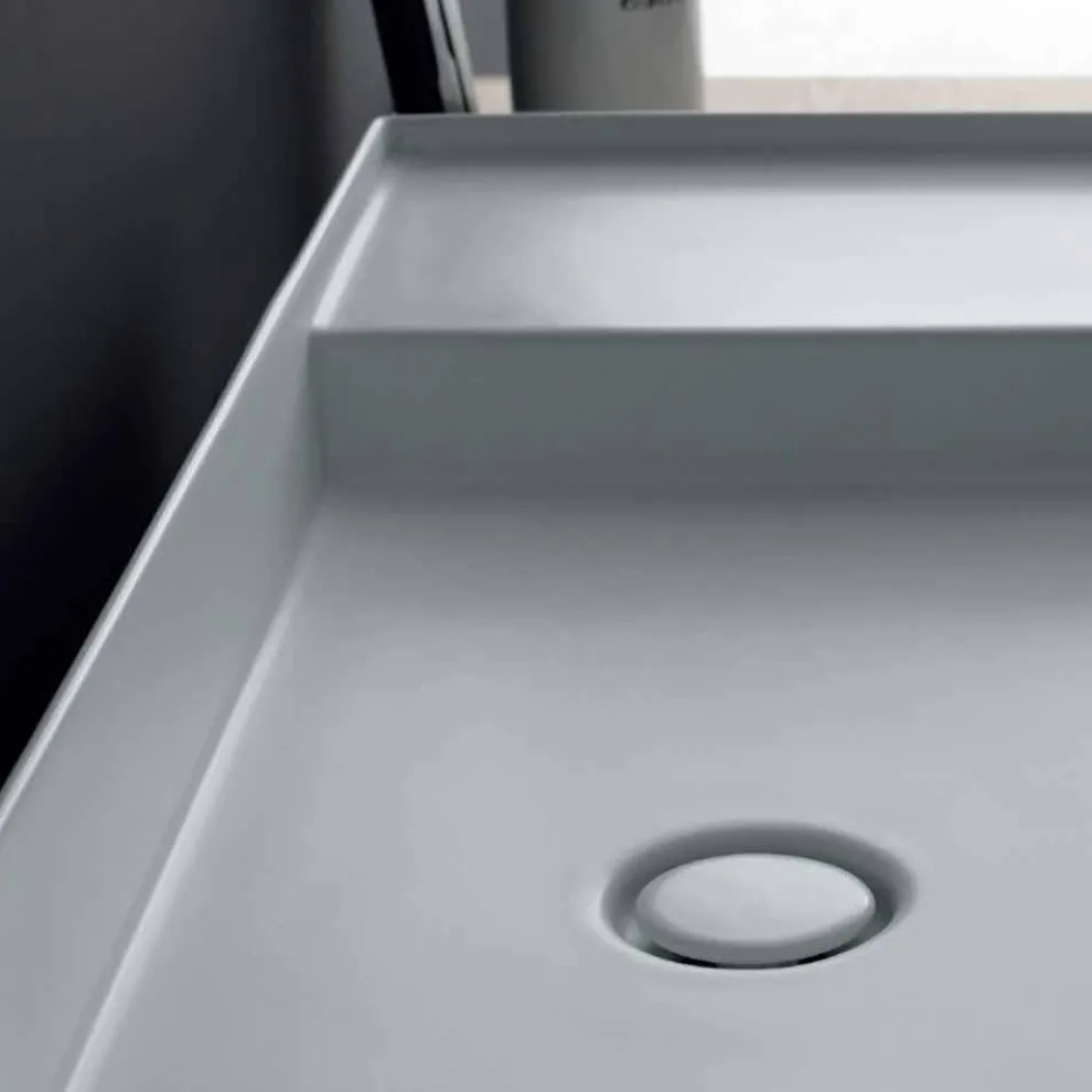 Modernes rechteckiges Waschbecken aus farbiger Keramik, hergestellt in Italien