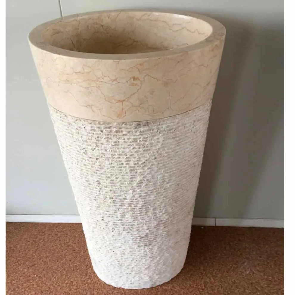 Natürliches weißes Steindesign freistehendes Waschbecken Siro, Einzelstück