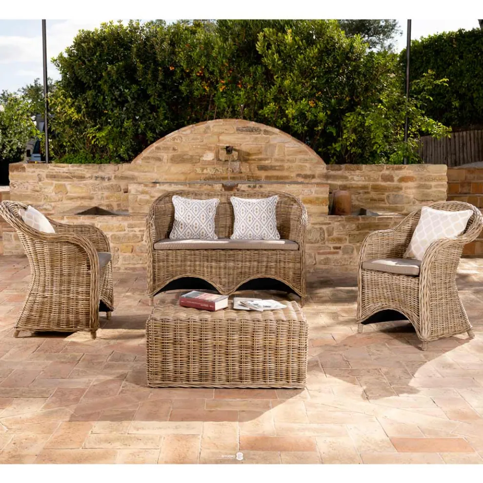 Outdoor-Lounge in grauem Kubù mit Sitzkissen - Nazgul