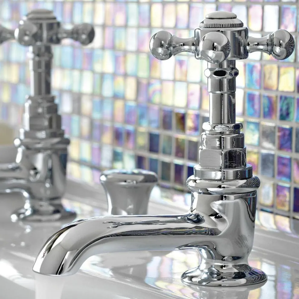 Paar Waschtischarmaturen aus Messing im Vintage-Design Made in Italy - Elisea