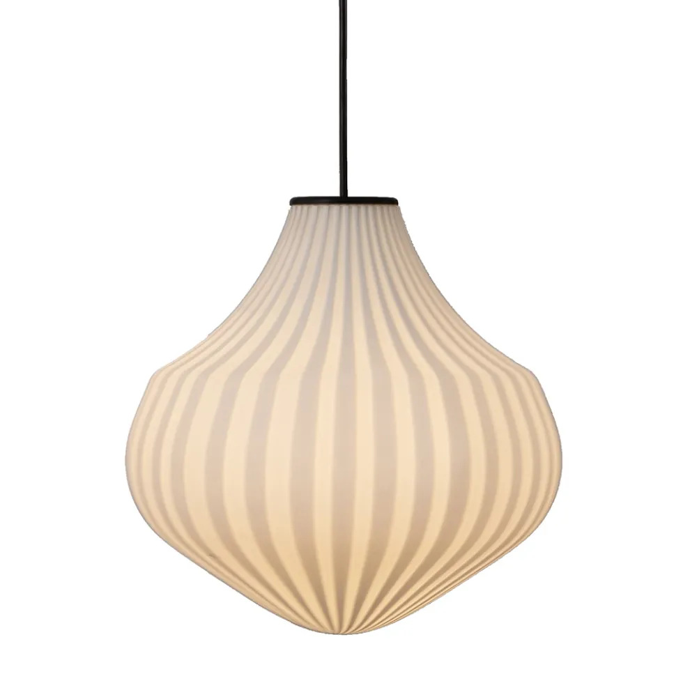 Pendelleuchte aus weißem Glas in filigranem Design spitz - Caravan