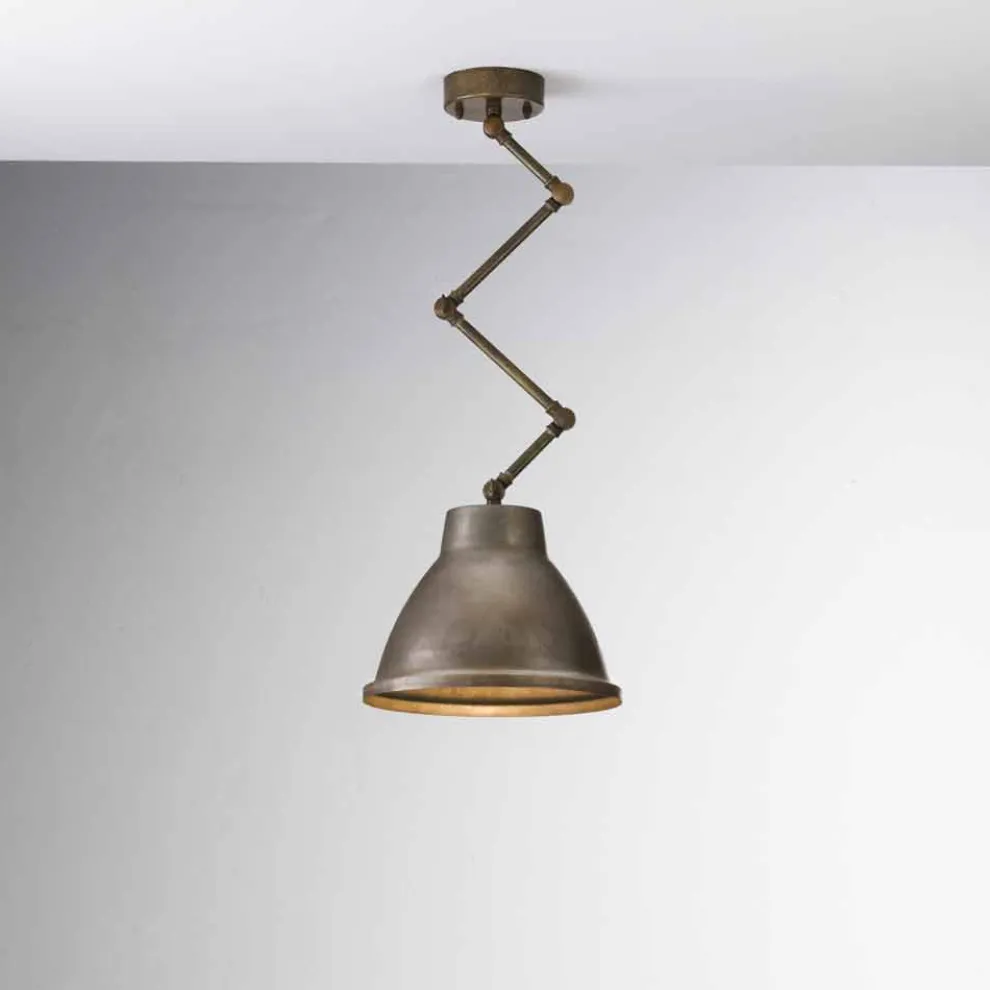 Pendelleuchte klein IL Fanale mit Schwenkarm aus patinierten Eisen