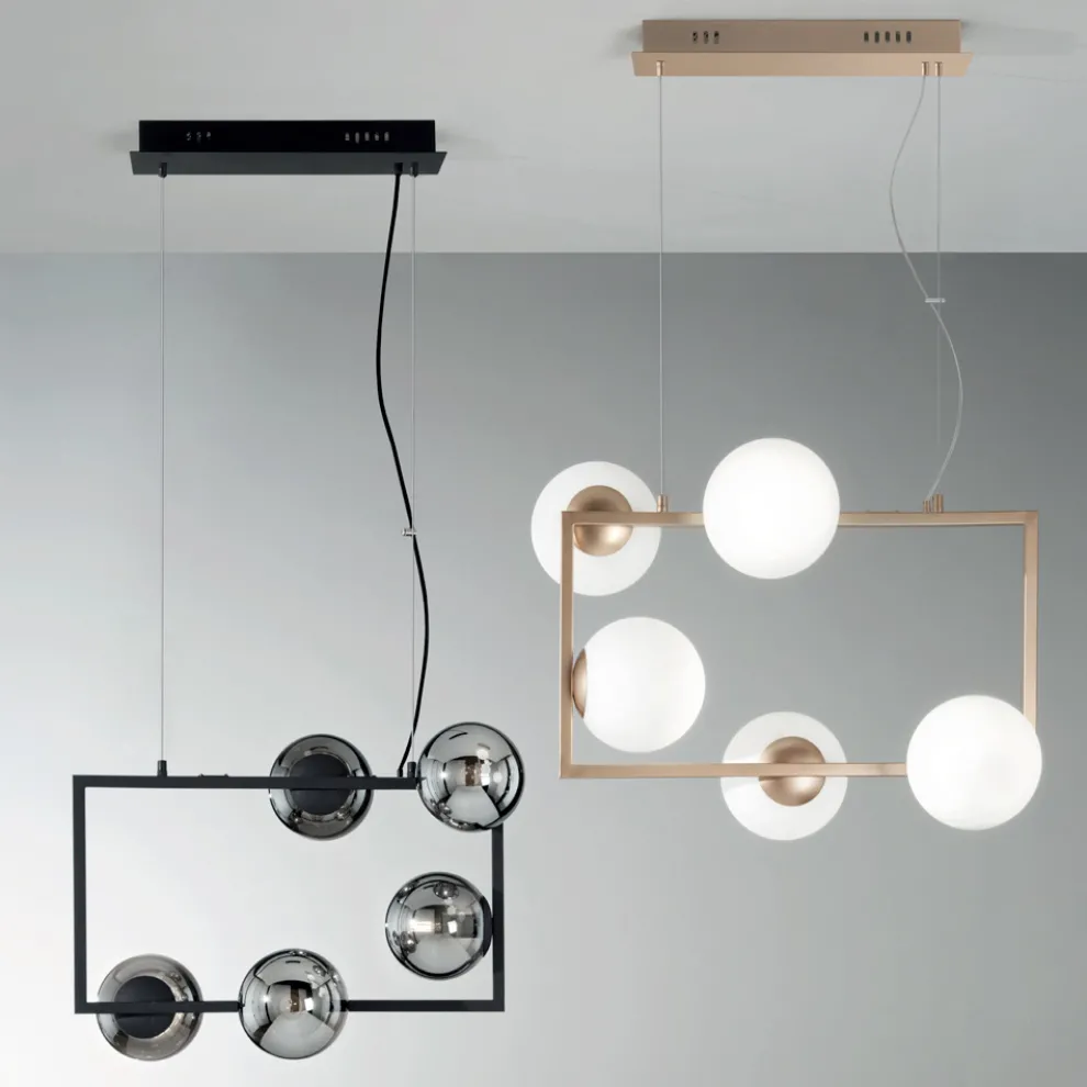 Pendelleuchte mit 5 Lichtern aus Metall und modernem mundgeblasenem Glas - Birga