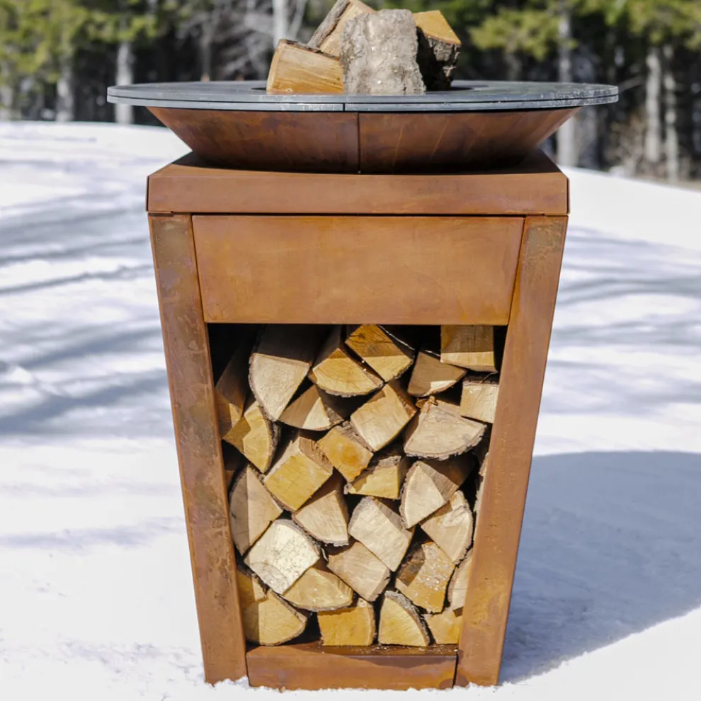 Gartengrill mit Feuerbetrieb, Kochplatte und Holzhalterung - Ferran