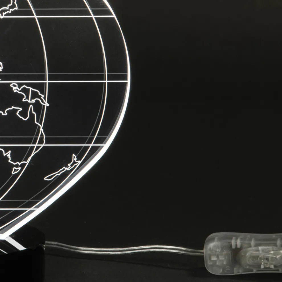 Planisphere Led Tischlampe aus lasergraviertem Acrylglas - Rihanna