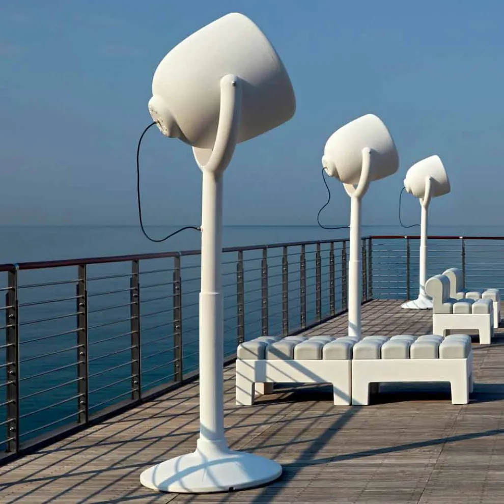 Poleasy Design Stehleuchte im Freien, 2 Farben - Hollywood von Myyour