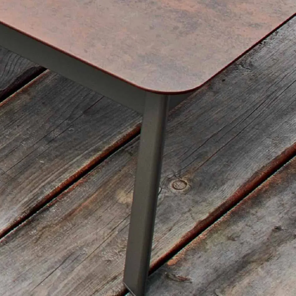 Design Outdoor-Couchtisch aus lackiertem Aluminium Varaschin System