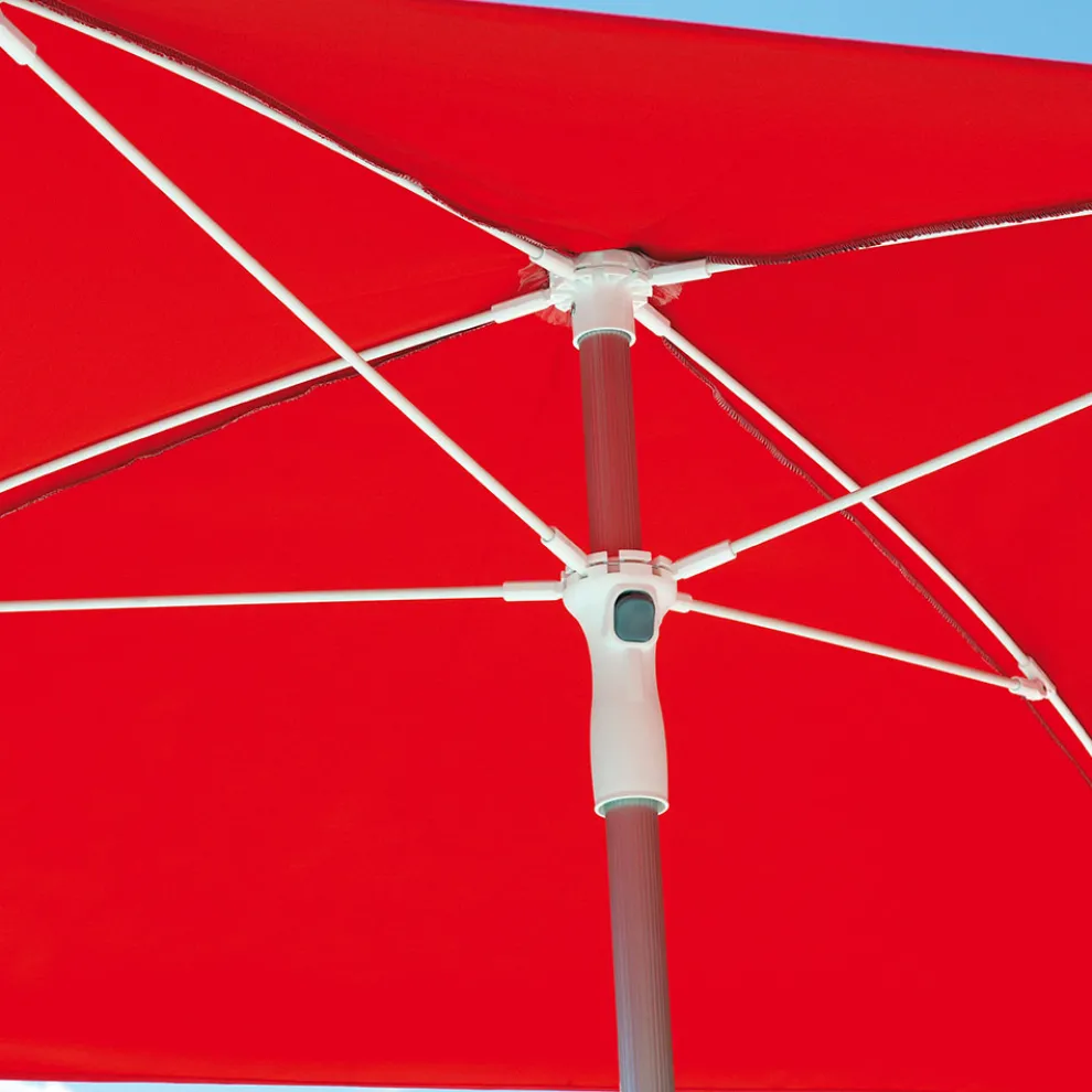 Sonnenschirm mit Struktur aus gestreiftem Aluminium und Stoff - Renaud