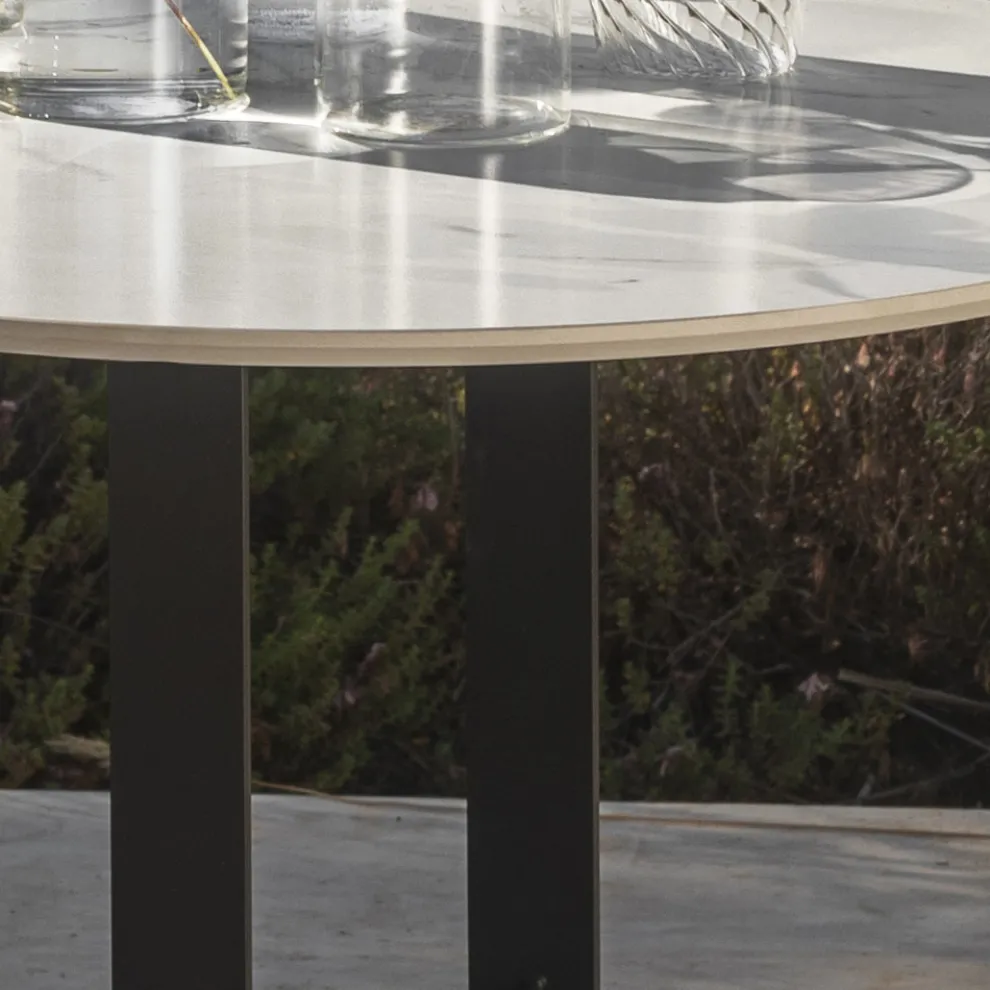 Garten-Couchtisch aus Steingut und Stahl Made in Italy - Begin by Myyour