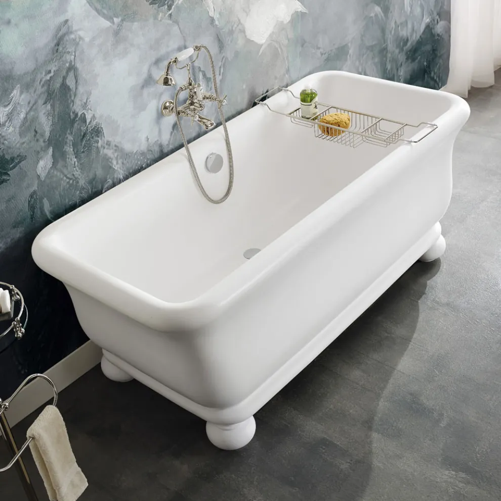 Rechteckige Badewanne mit fester Oberfläche und weichen Ecken, hergestellt in Italien – Fulvio