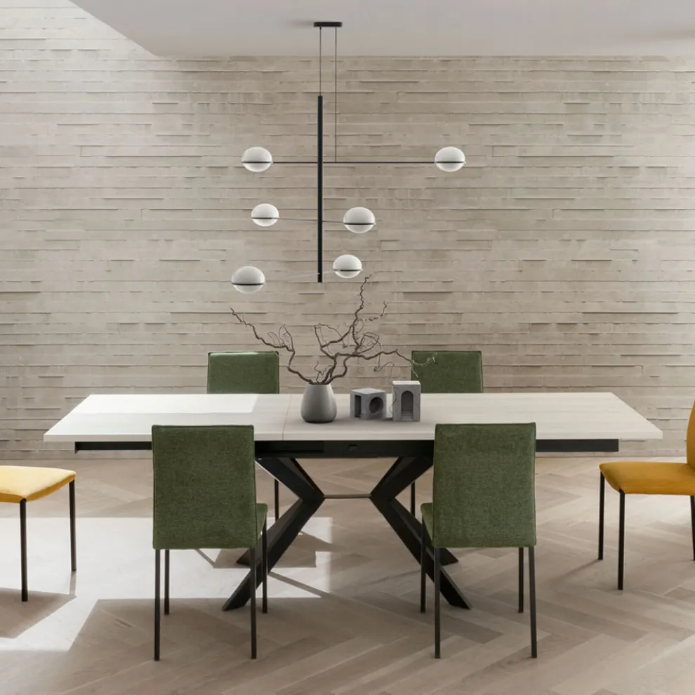 Rechteckiger Tisch ausziehbar auf 260 oder 300 cm aus HPL und Metall - Charmy