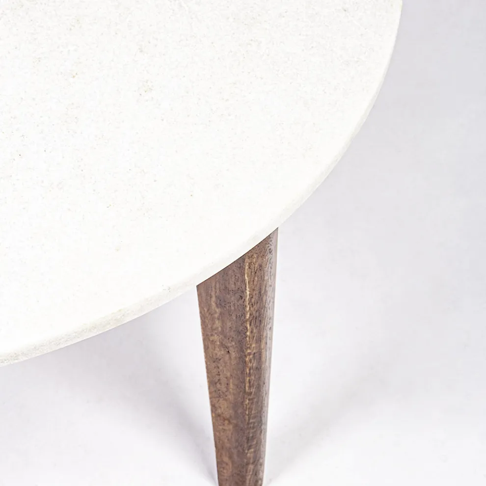 Runder Couchtisch für Wohnzimmer aus Marmor und Mangoholz - Desiderio