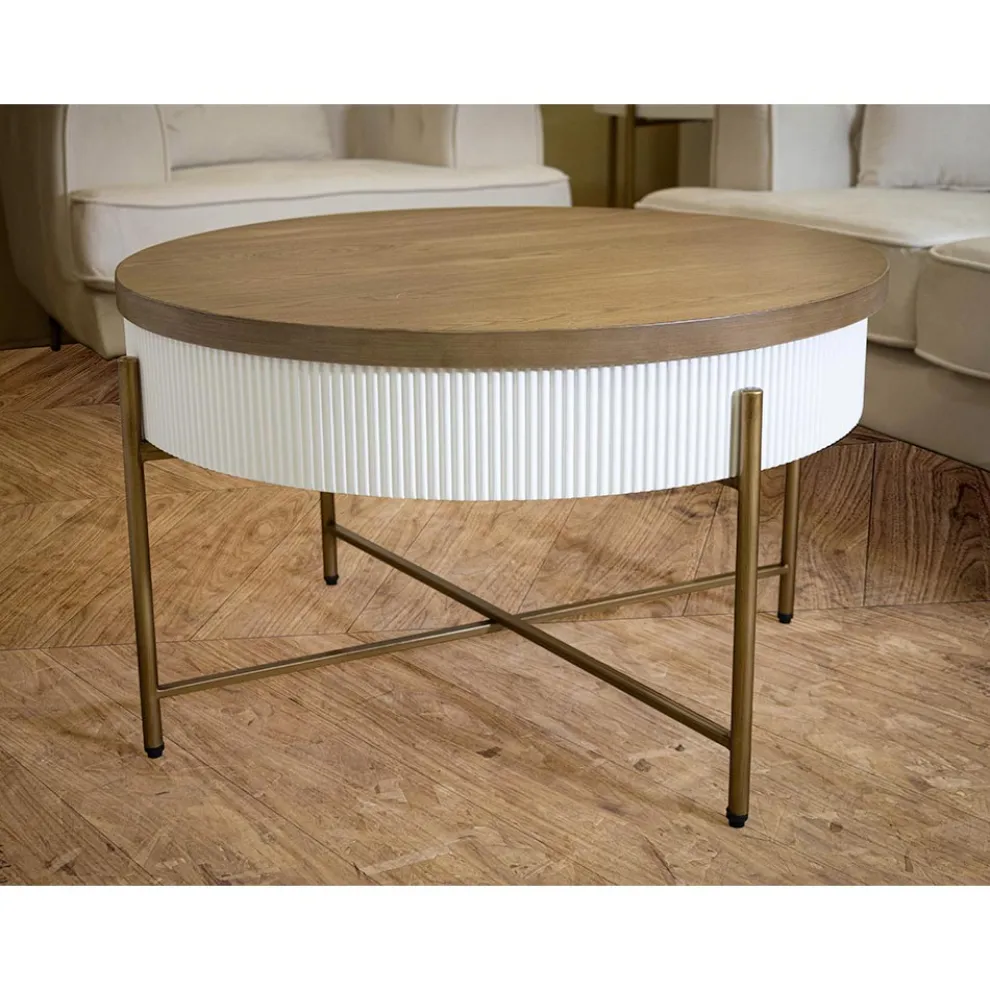 Runder Couchtisch aus Holz für das Wohnzimmer, verziert mit Relieflinien - Rachel