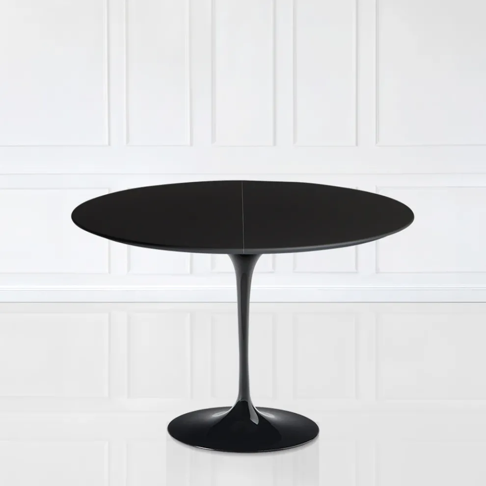 Saarinen Tulip Tisch H 74 ausziehbar aus schwarzem Flüssiglaminat Made in Italy - Scharlachrot