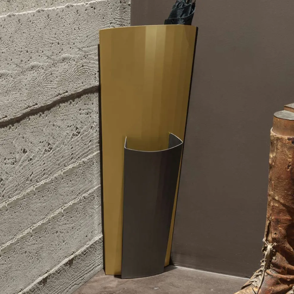 Schirmständer aus gold- und bronzefarben lackiertem Blech, hergestellt in Italien – Azalea