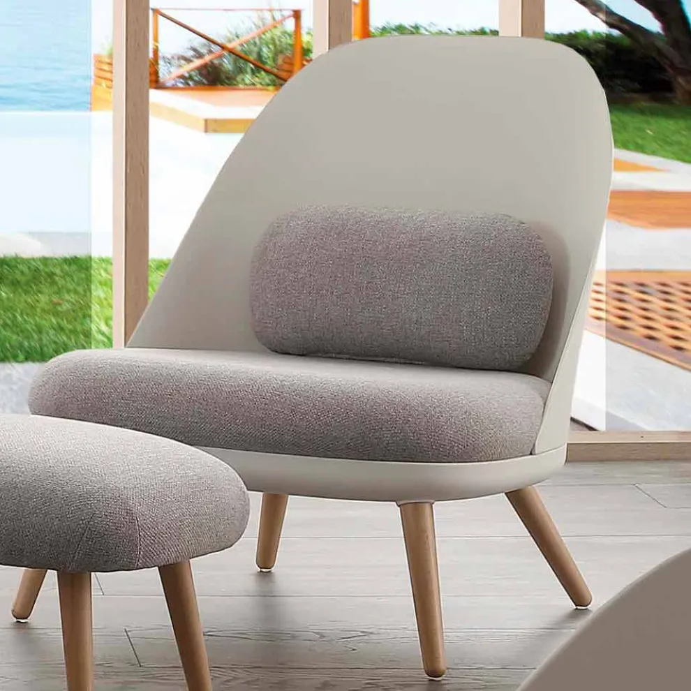 Sessel gepolstert mit Stoff, Sockel aus massivem Buchenholz, Perugia