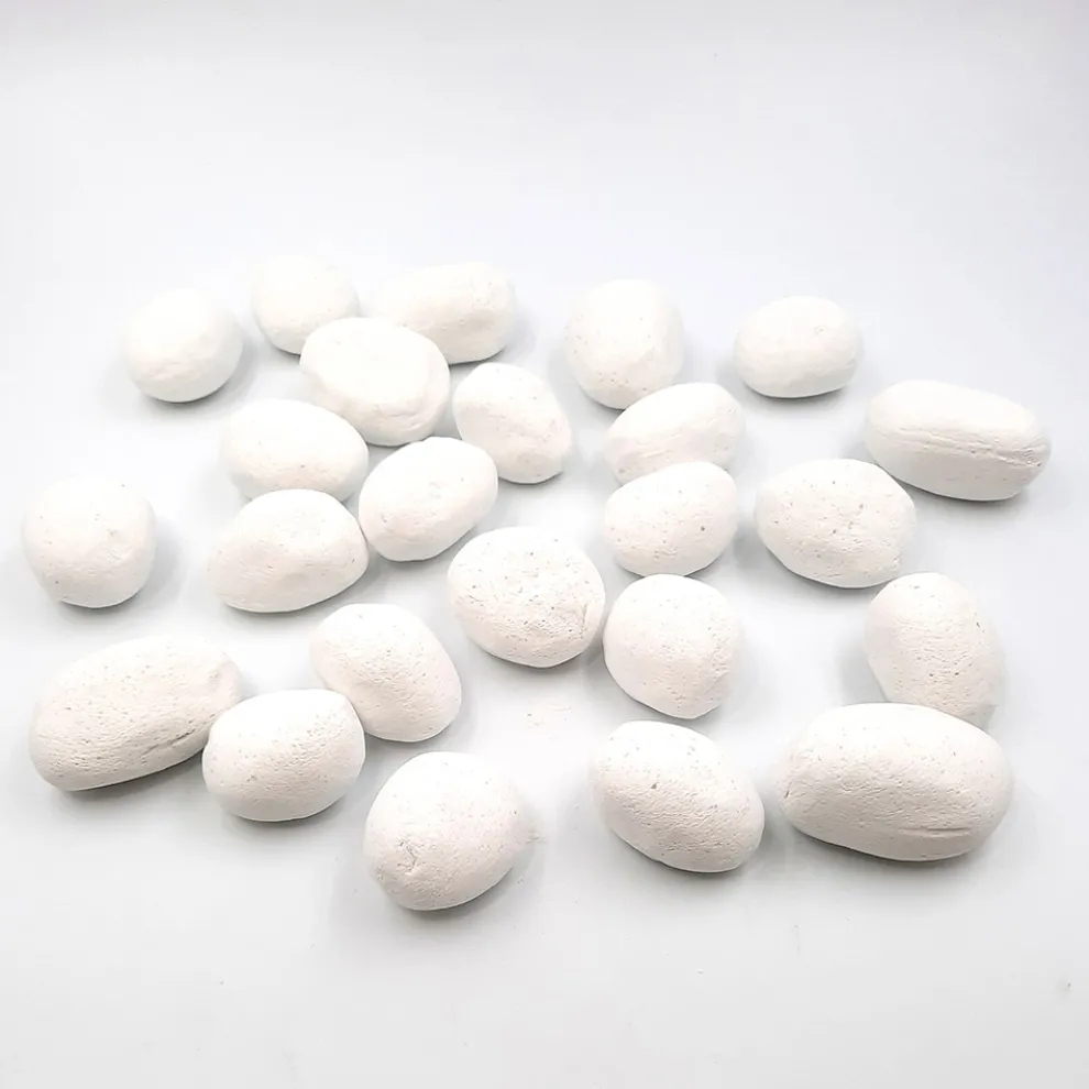 Set mit 24 Kieselsteinen aus feuerfestem Gips für die Dekoration von Biokaminen – Smeily