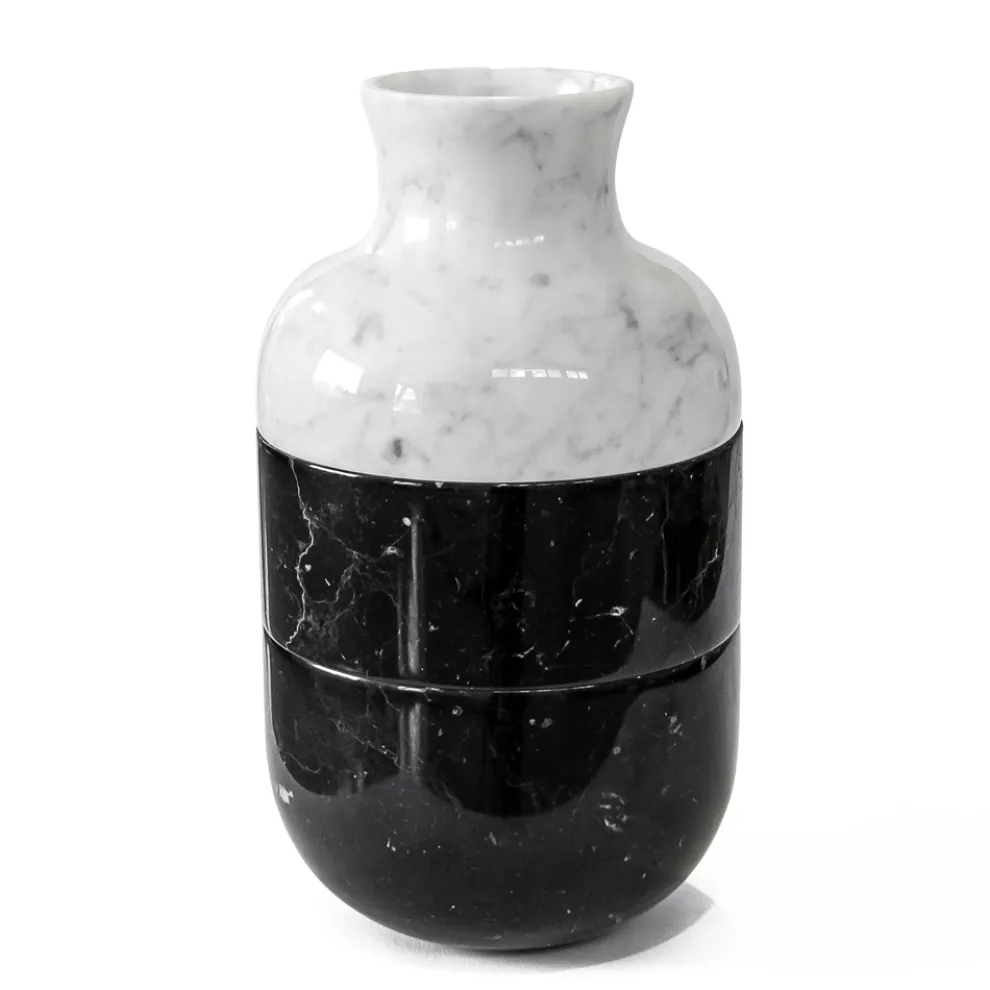 Vase aus weißem Carrara-Marmor und schwarzem Marquinia-Luxus-Design - Calar