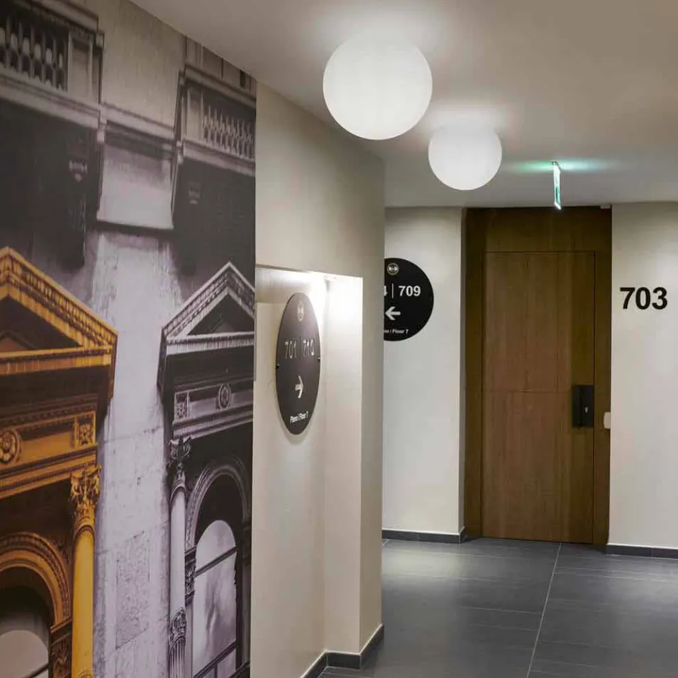 Slide Globo moderne Kugel Deckenleuchte aus Polyethylen, hergestellt in Italien