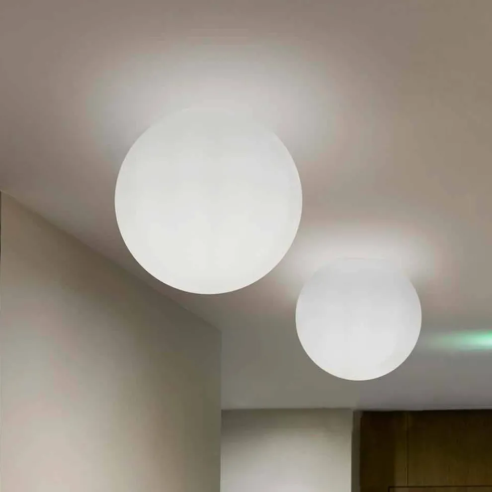 Slide Globo moderne Kugel Deckenleuchte aus Polyethylen, hergestellt in Italien