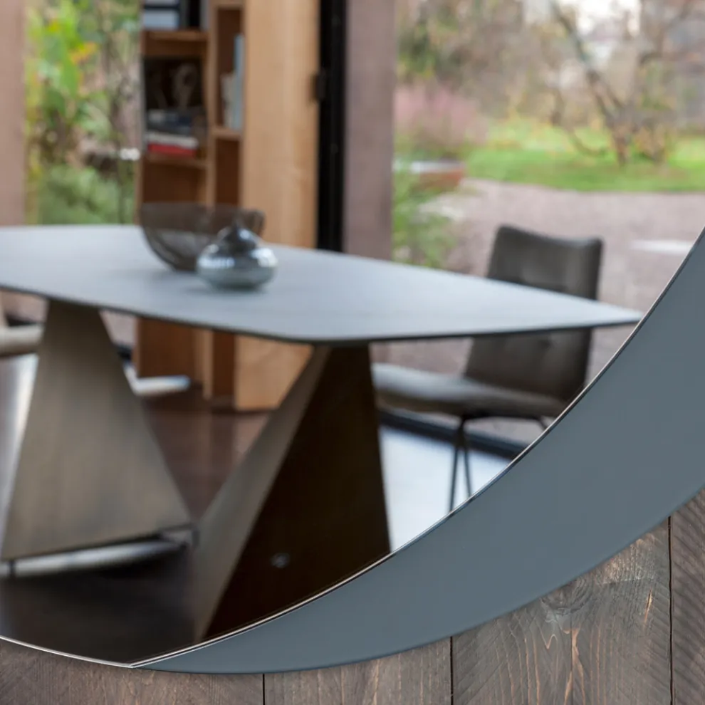 Spiegel mit geätztem, taubengrau lackiertem Glasboden, hergestellt in Italien – Oregano