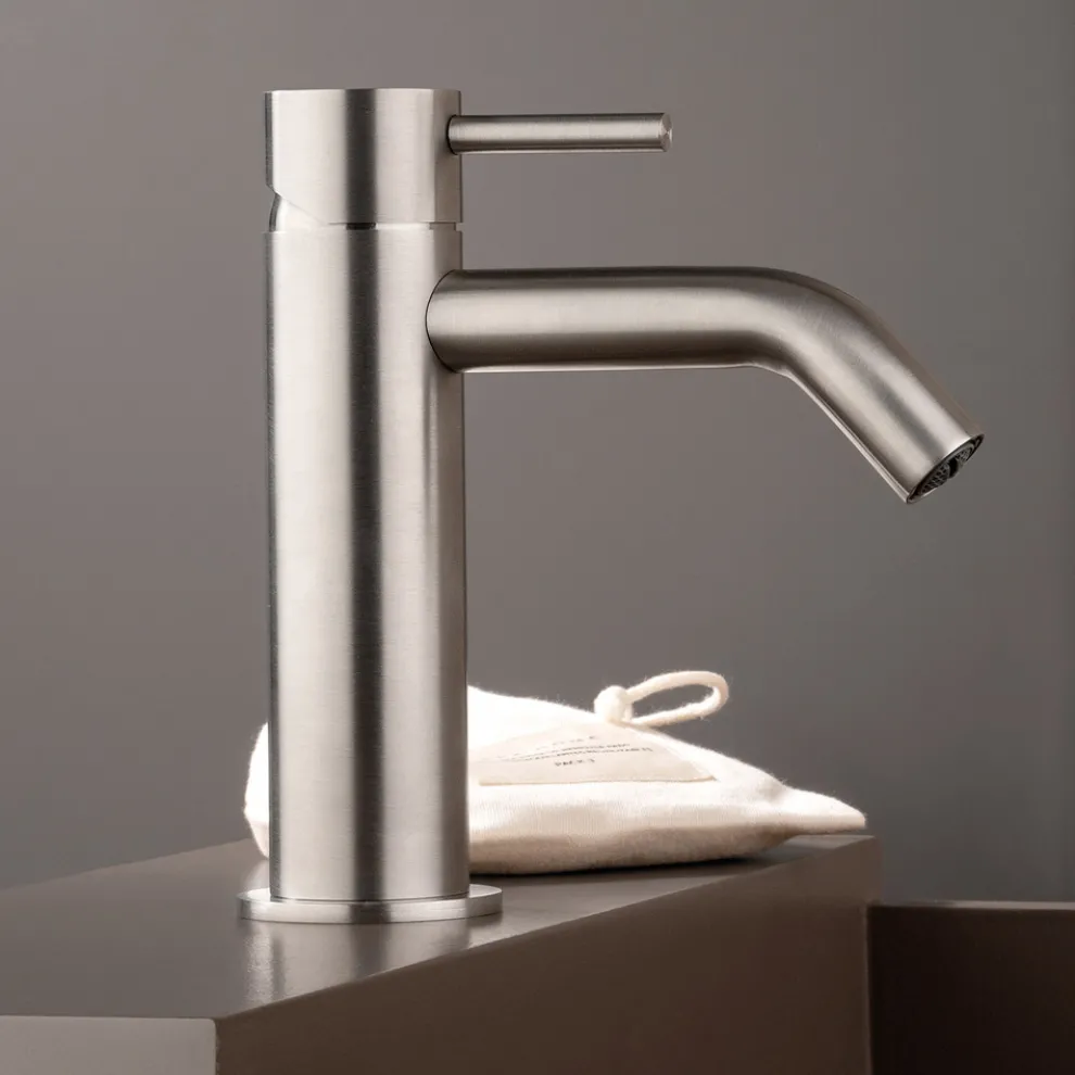 Spültisch-Mischbatterie aus Edelstahl AISI 316L ohne Ablaufgarnitur - Artigli