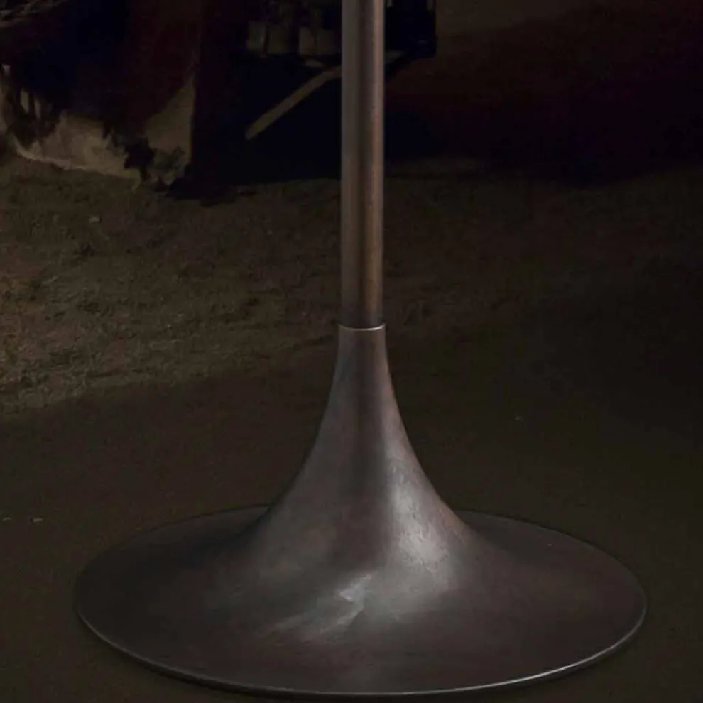 Stehlampe 30 umgekippte Gläser Sauvignon von Aldo Bernardi