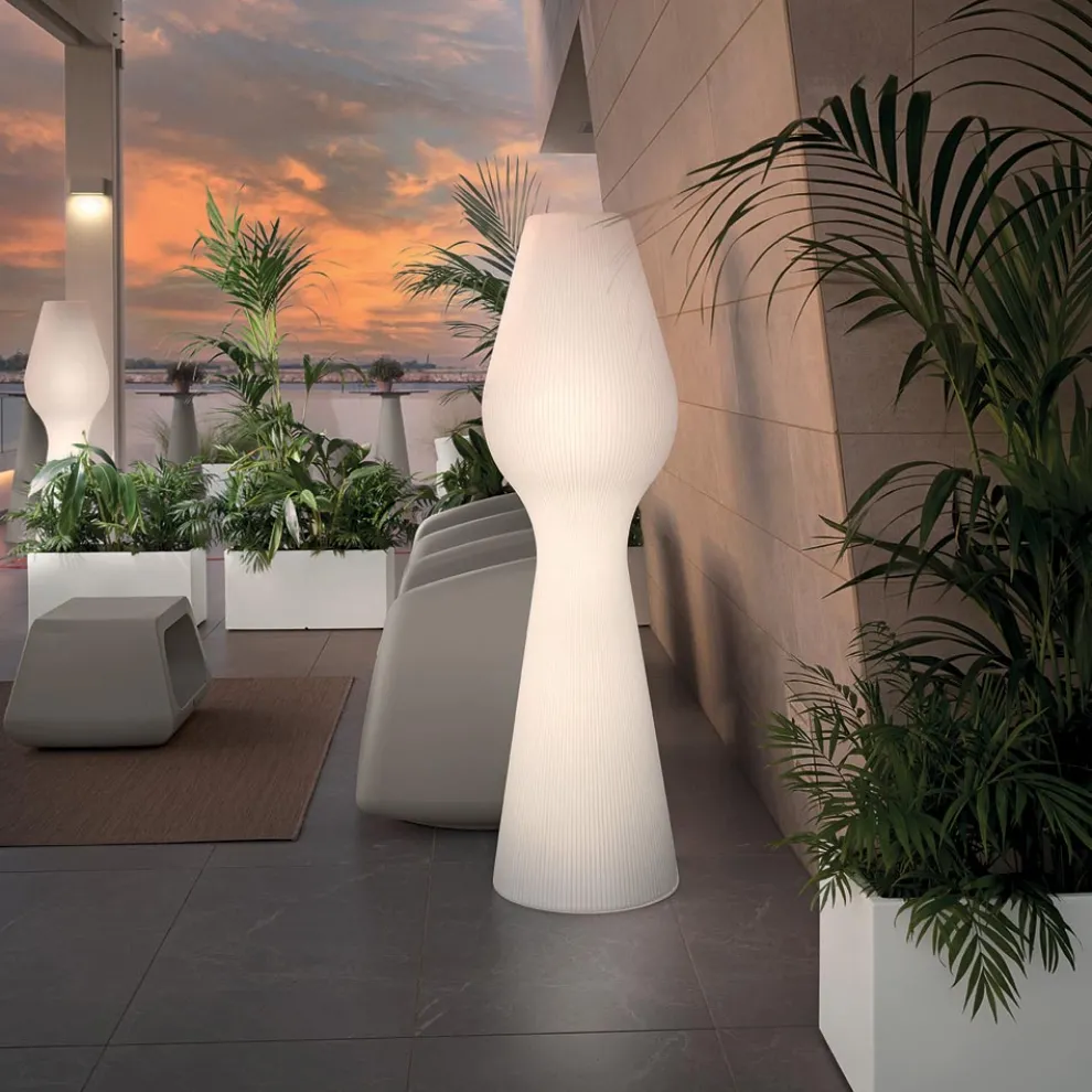 Stehlampe aus weißem Polyethylen mit LED Made in Italy - Reyes