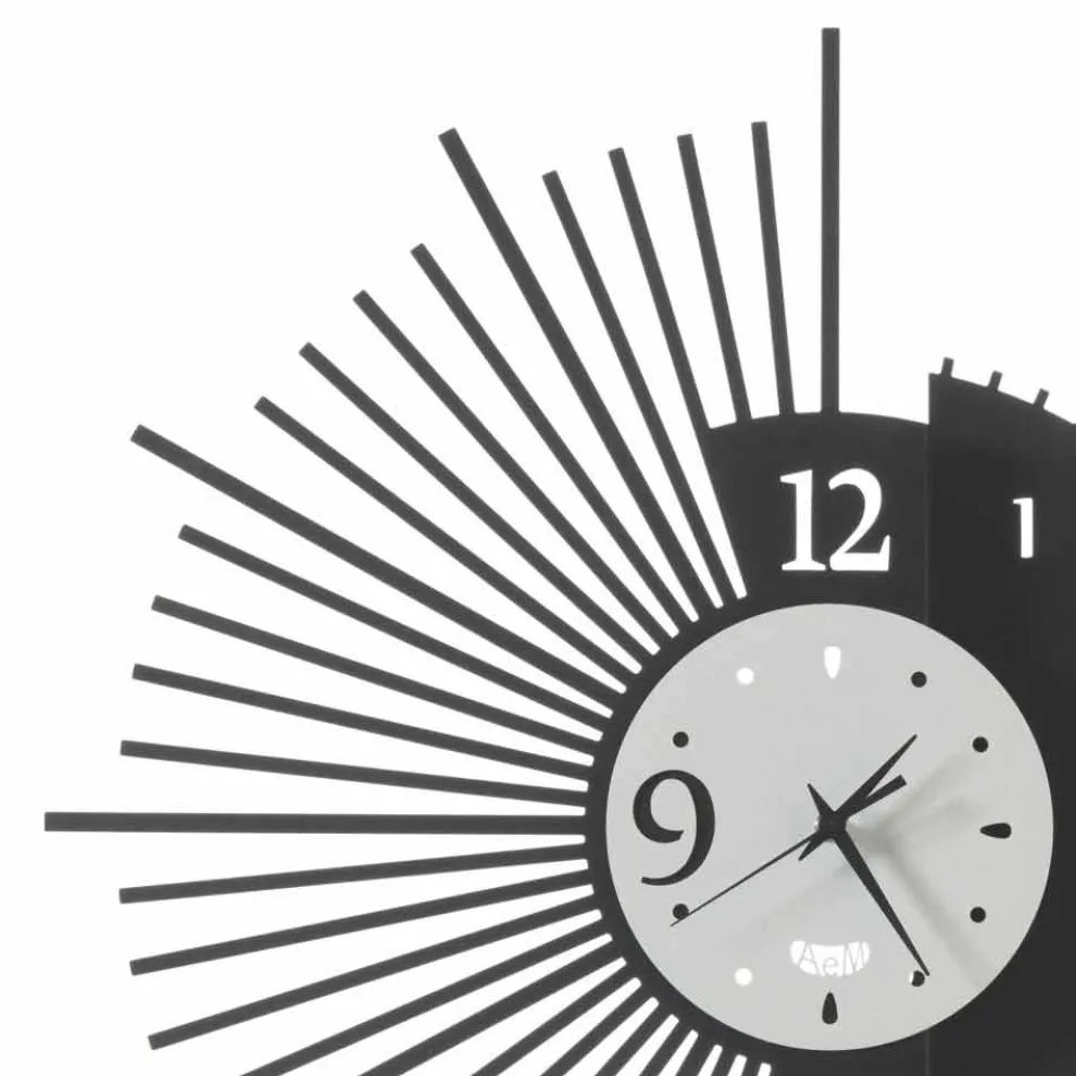 Eisenwanduhr Elegantes Design Made in Italy - Aneto