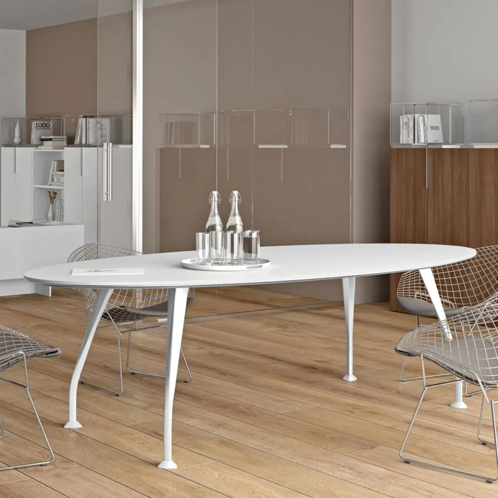 Ovaler Besprechungstisch aus weißem Melamin - Fadila